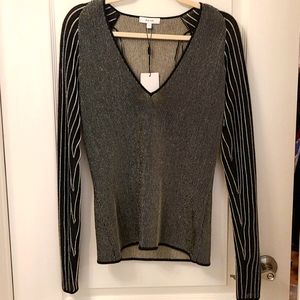 Metallic threaded L/S light sweater..size L